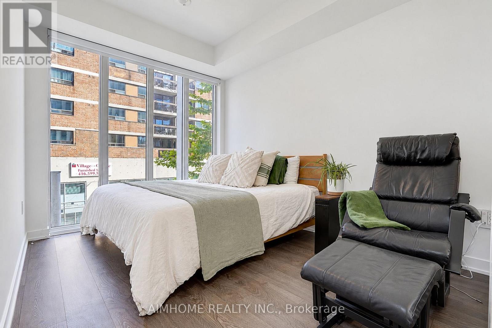 #310 50 MCCAUL STREET - Image 26