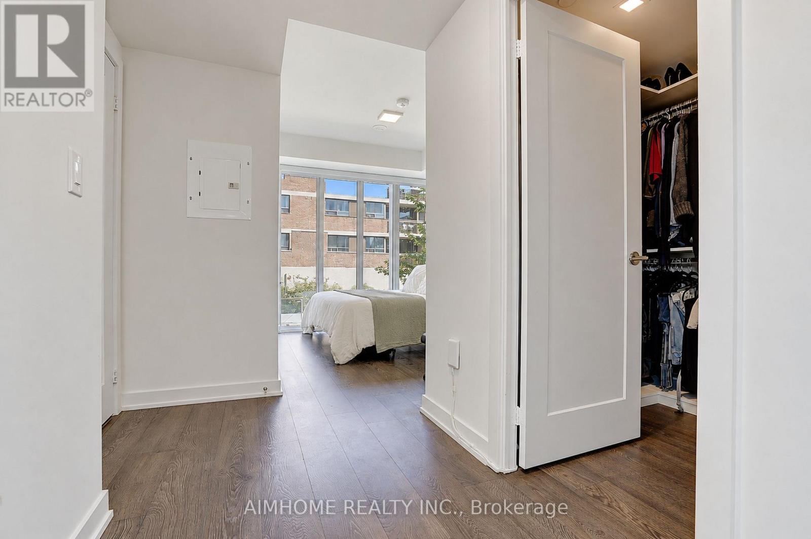 #310 50 MCCAUL STREET - Image 27