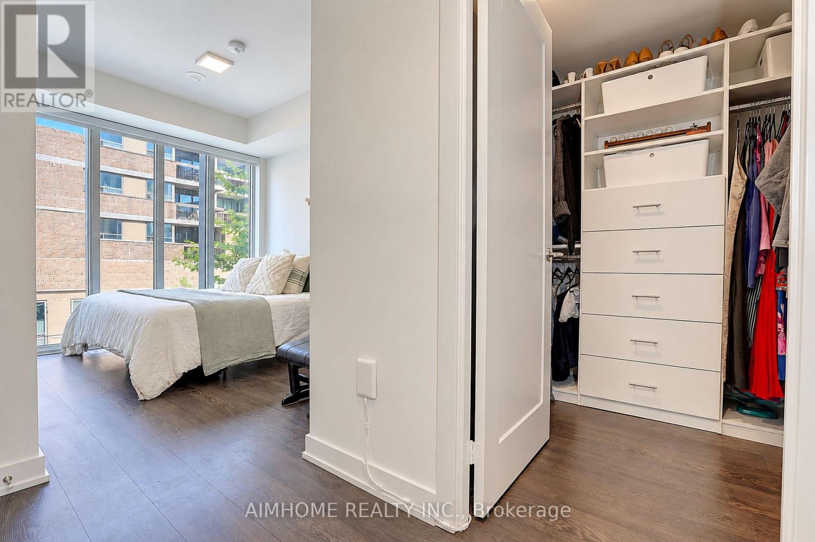 #310 50 MCCAUL STREET - Image 28
