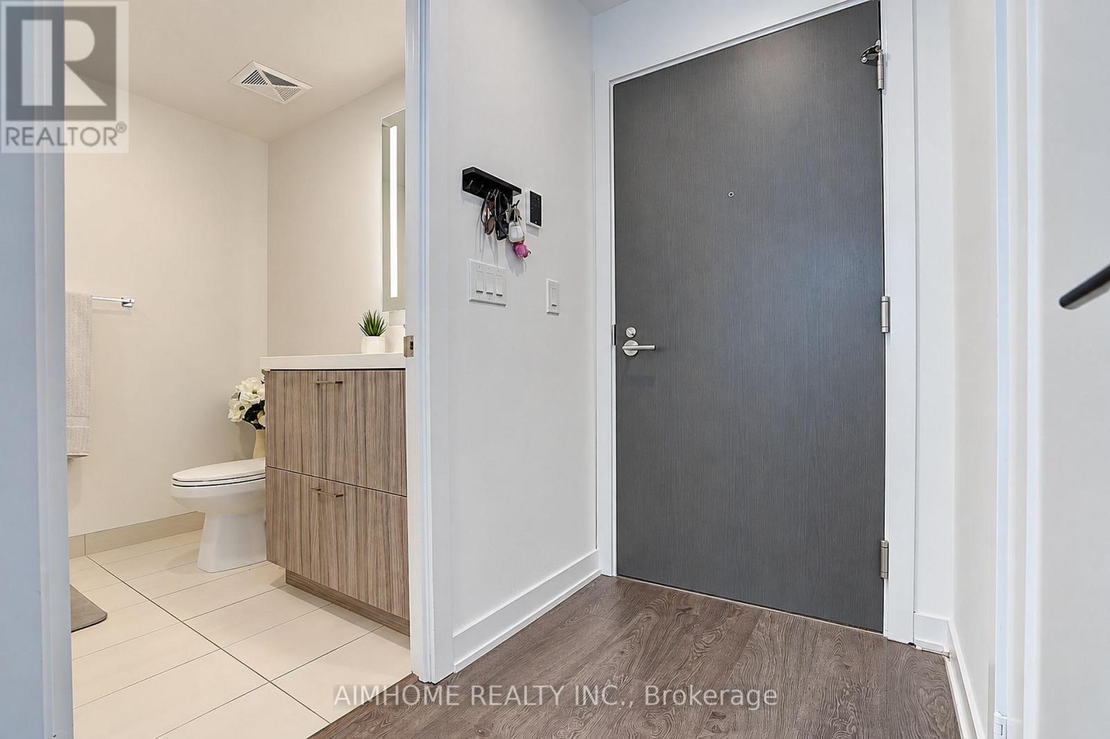 #310 50 MCCAUL STREET - Image 39