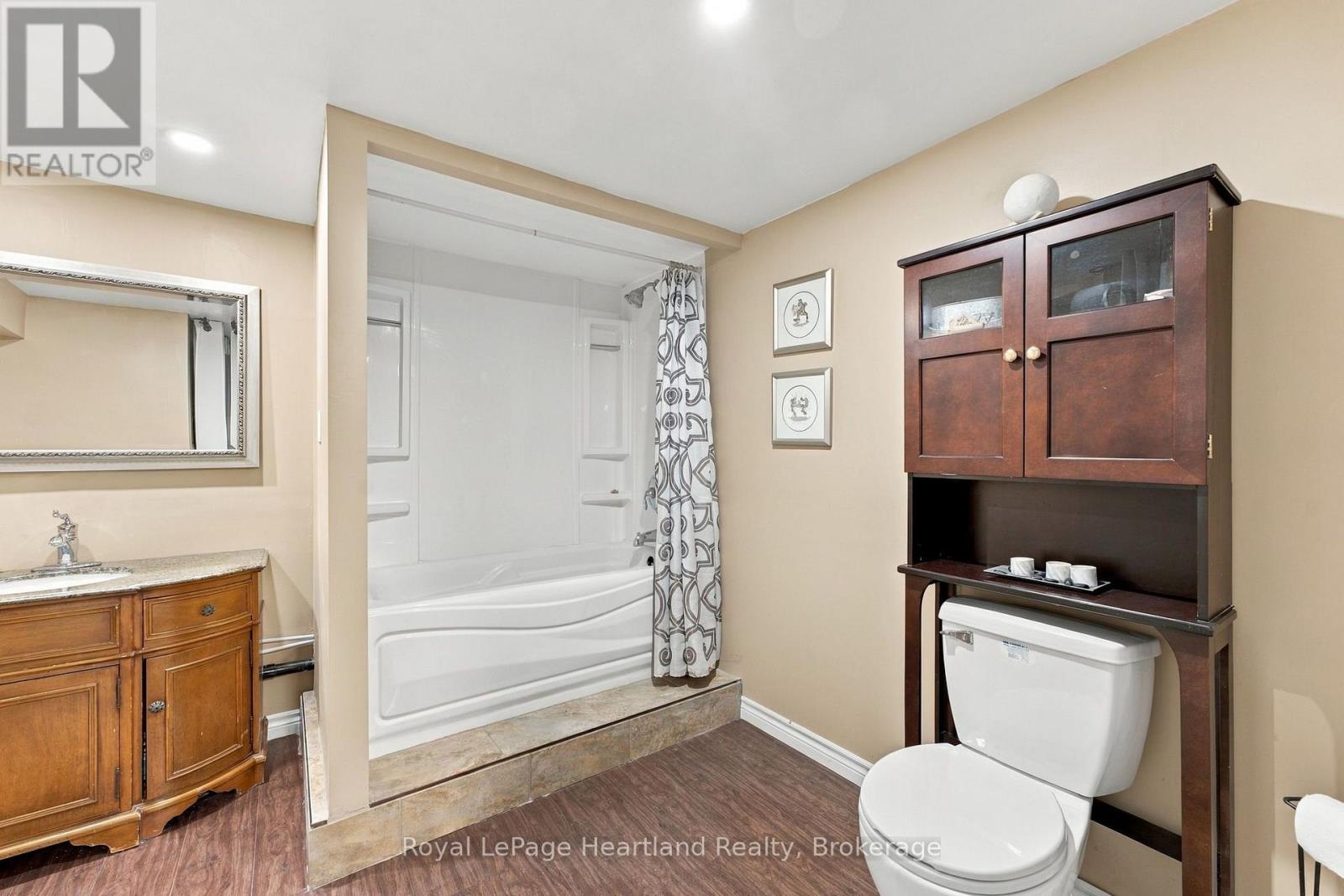 17 MCCREA STREET - 29