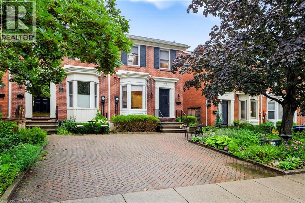 471 BLATHWAYTE Lane, Burlington
