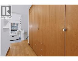 471 Blathwayte Lane, Burlington, ON L7S1Y4 Photo 8
