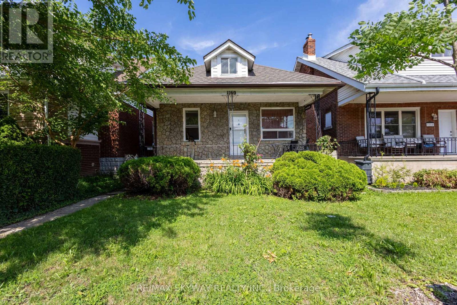 1160 Elm Avenue, Windsor, ON photo 2