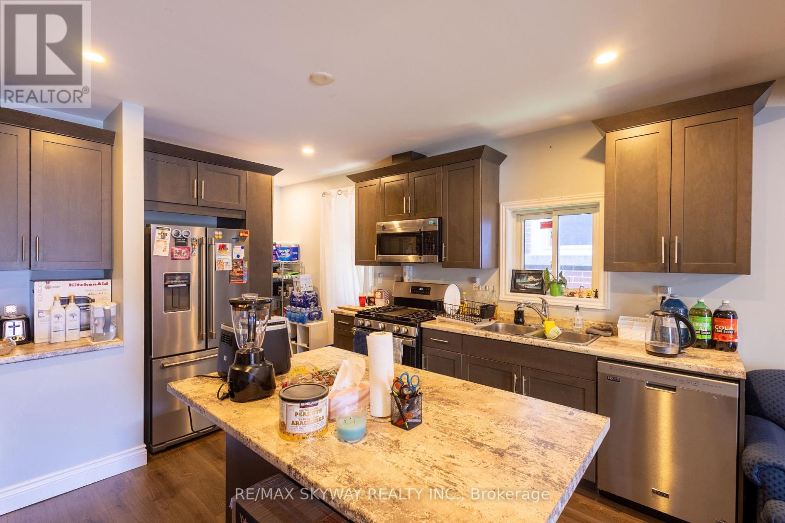 1160 Elm Avenue, Windsor, ON photo 8