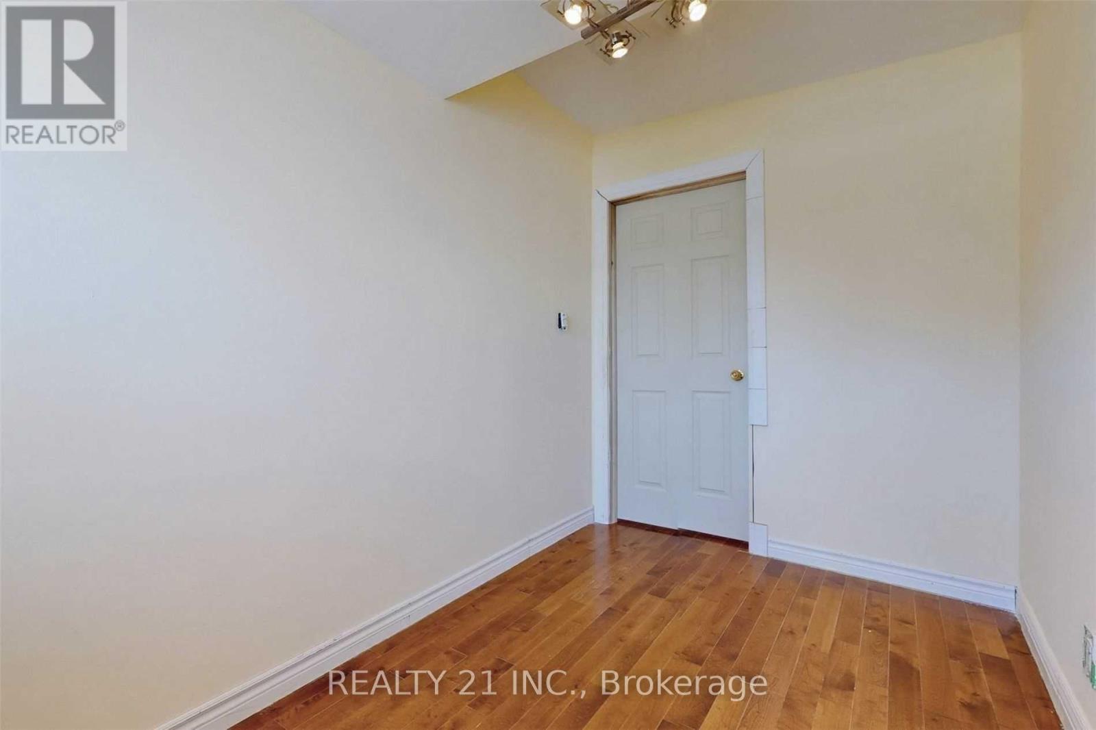 270 LINSMORE CRESCENT - Image 19
