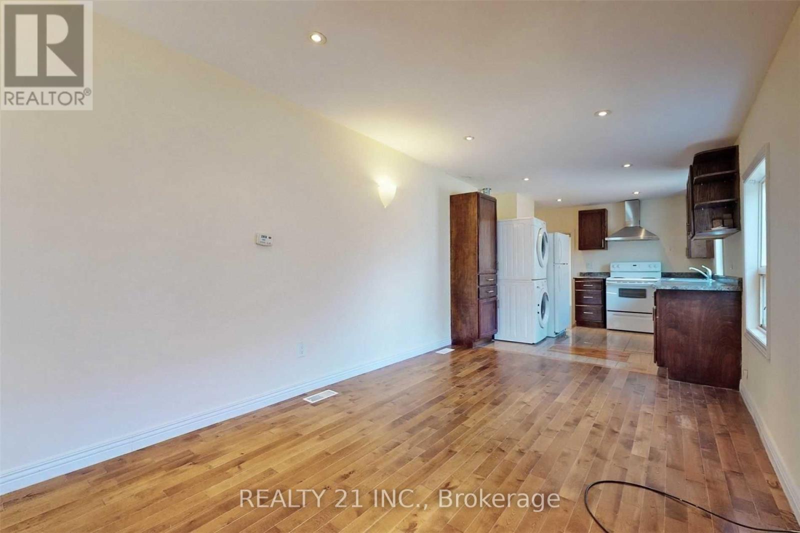 270 LINSMORE CRESCENT, Toronto (Danforth Village-East York) — photo 5