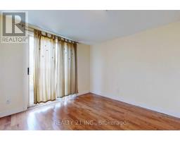 270 Linsmore Crescent, Toronto, ON M4J4L7 Photo 13