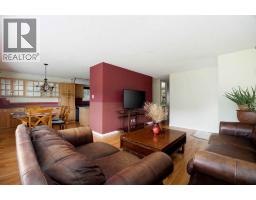 Kitchen - 14 Saunderson Avenue, Fort Mcmurray, AB T9H1N2 Photo 6
