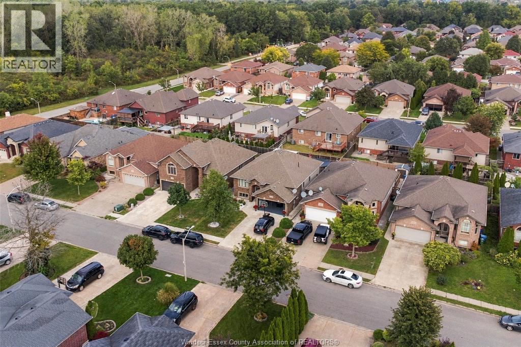 2228 ASKIN AVENUE - 4