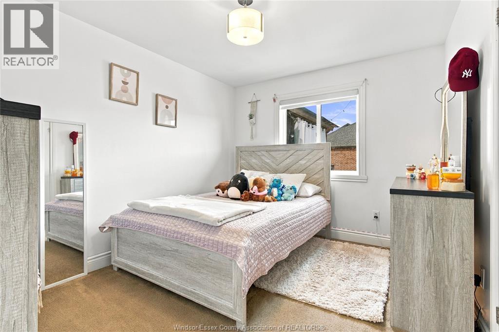 2228 ASKIN AVENUE - 15