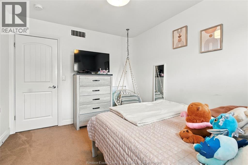2228 ASKIN AVENUE - 16