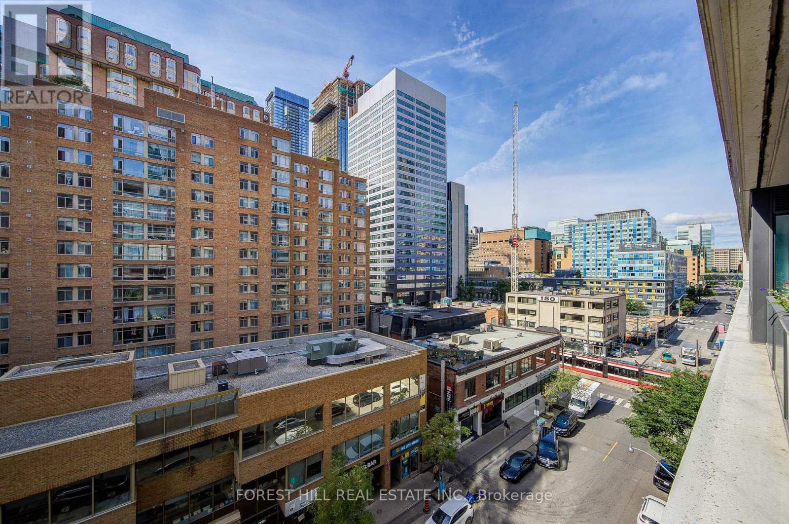 #917 111 ELIZABETH STREET - 20