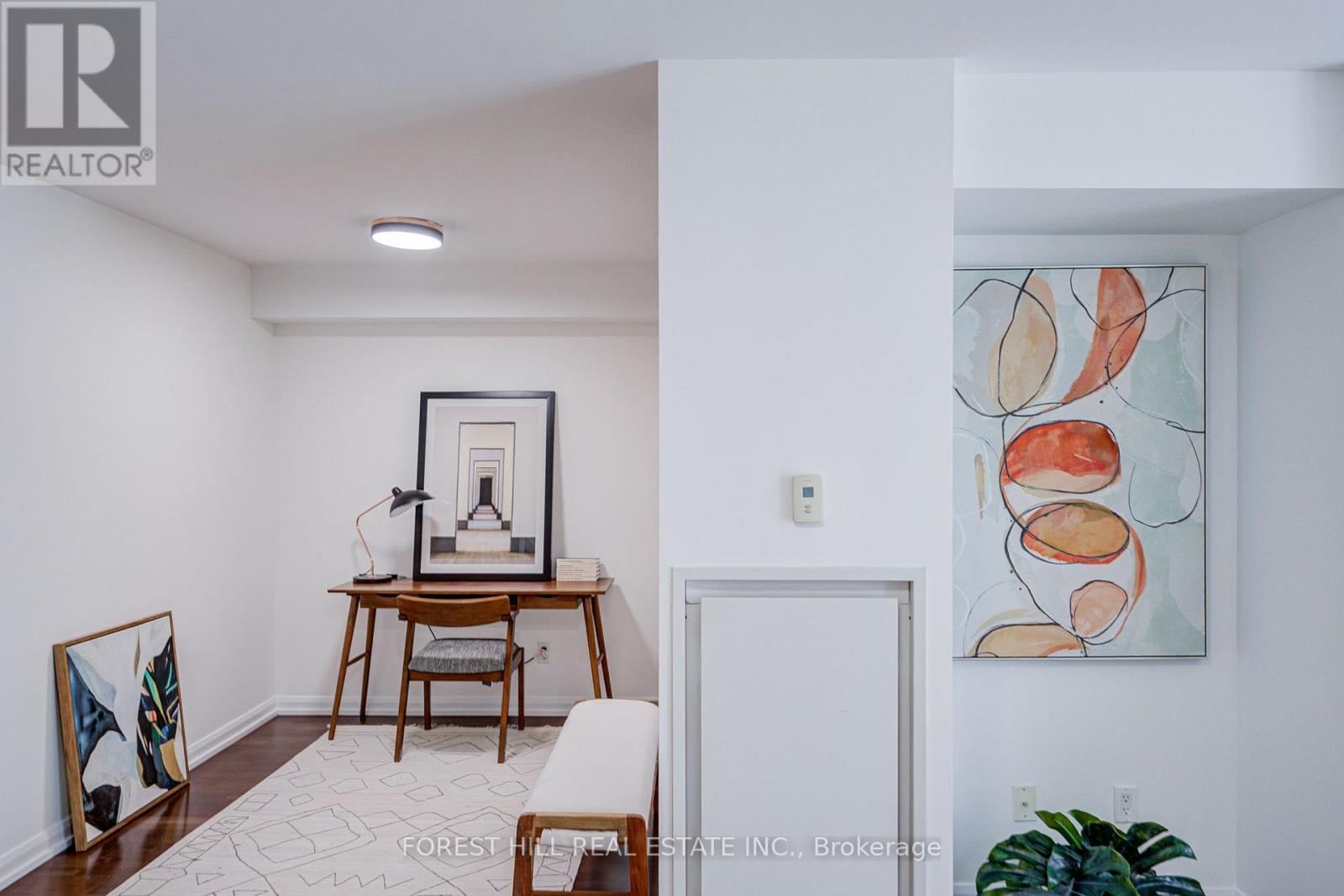 #917 111 ELIZABETH STREET - 7