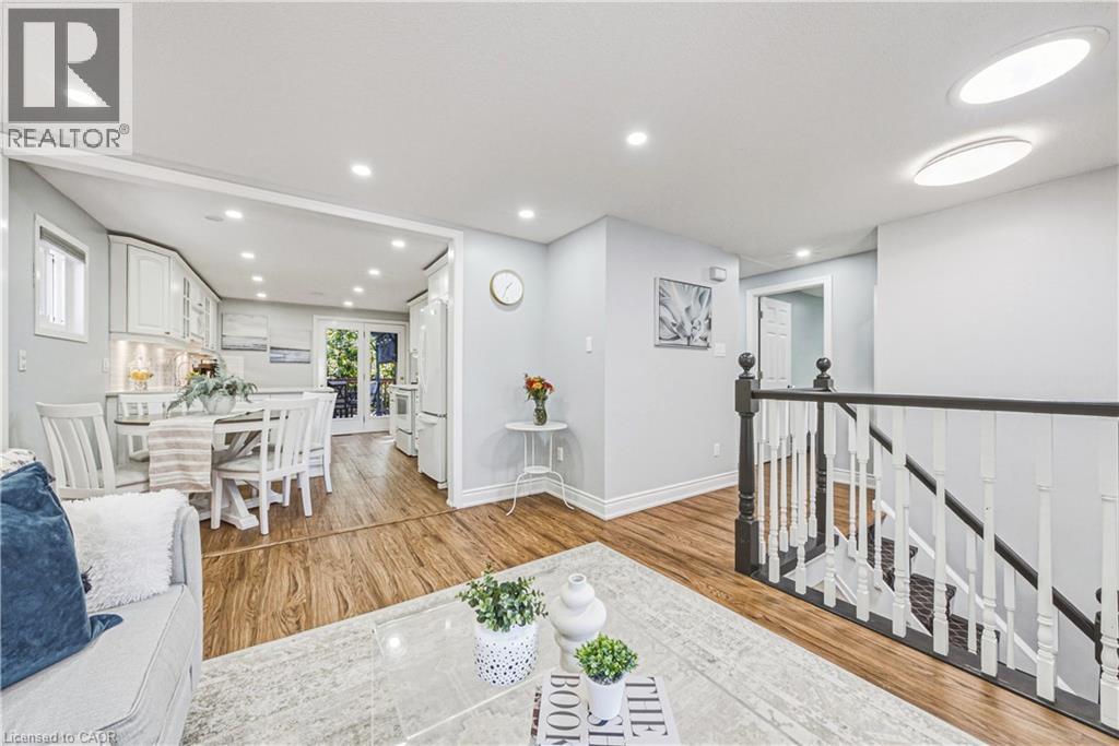 414 WOODS Lane, Cambridge, Ontario, N3H5J4, Cambridge, Ontario — photo 5 of 5