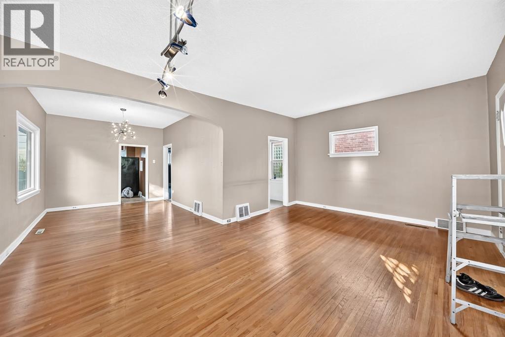 466 22 Avenue NW, Calgary, Alberta, T2M1N3 — thumbnail 5