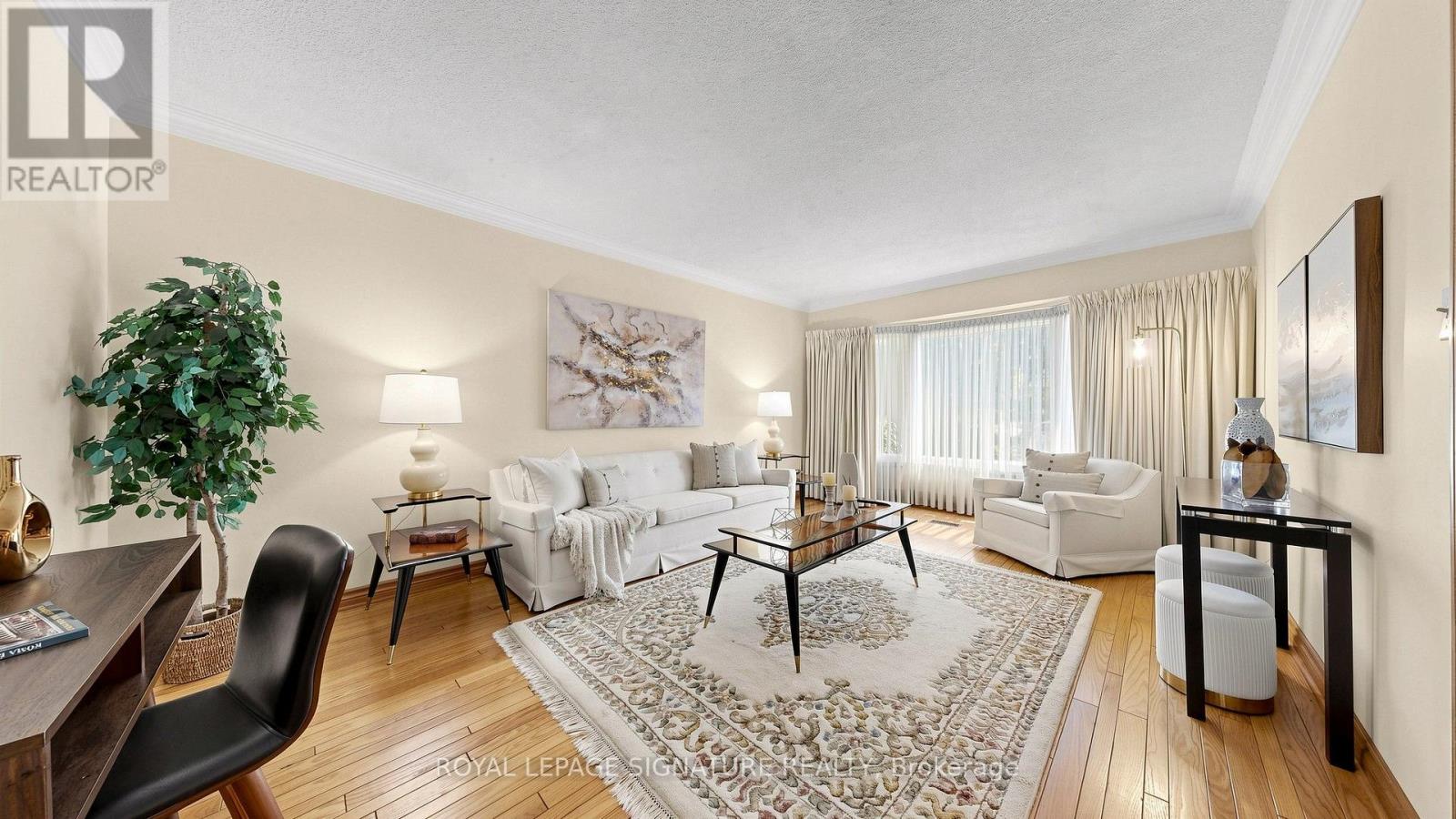 8 ROYAL GARDEN BOULEVARD, Vaughan (East Woodbridge) — photo 4