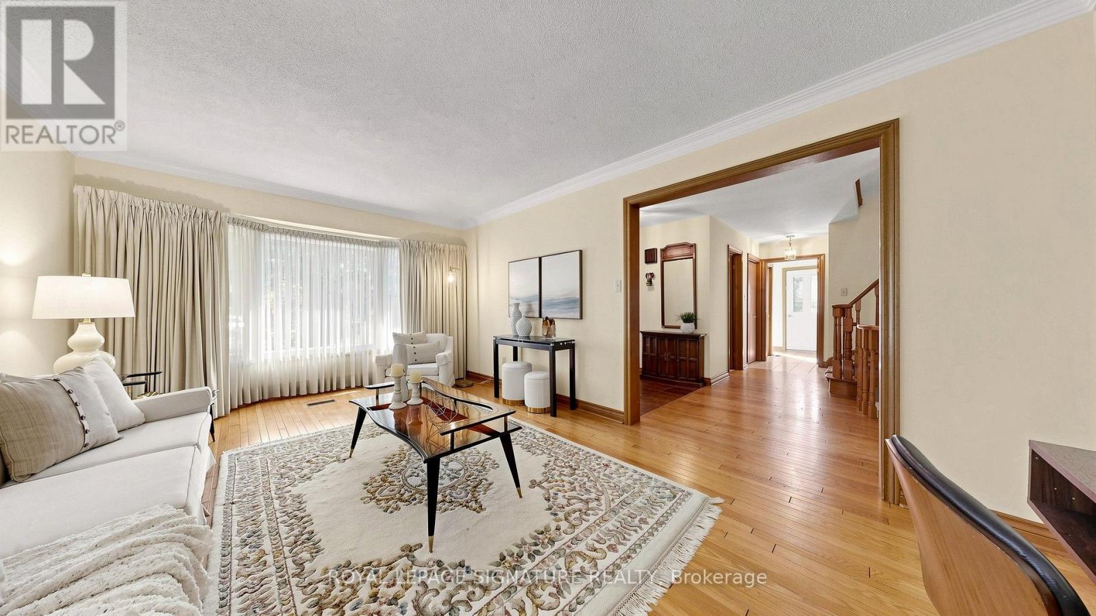 8 ROYAL GARDEN BOULEVARD, Vaughan (East Woodbridge) — photo 5