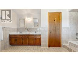 8 Royal Garden Boulevard, Vaughan, ON L4L7C3 Photo 23