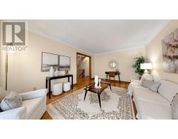Dining room - 8 Royal Garden Boulevard, Vaughan, ON L4L7C3 Photo 6