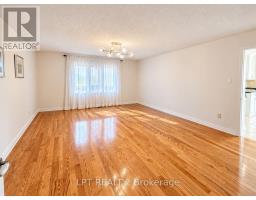 Kitchen - 37 Laser Court, Richmond Hill, ON L4B1S1 Photo 7