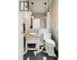 Bedroom - 3202 Vercheres Street Sw, Calgary, AB T2T3R5 Photo 17