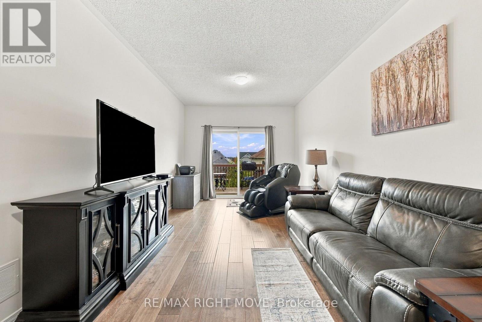 127 ISABELLA DRIVE - 27