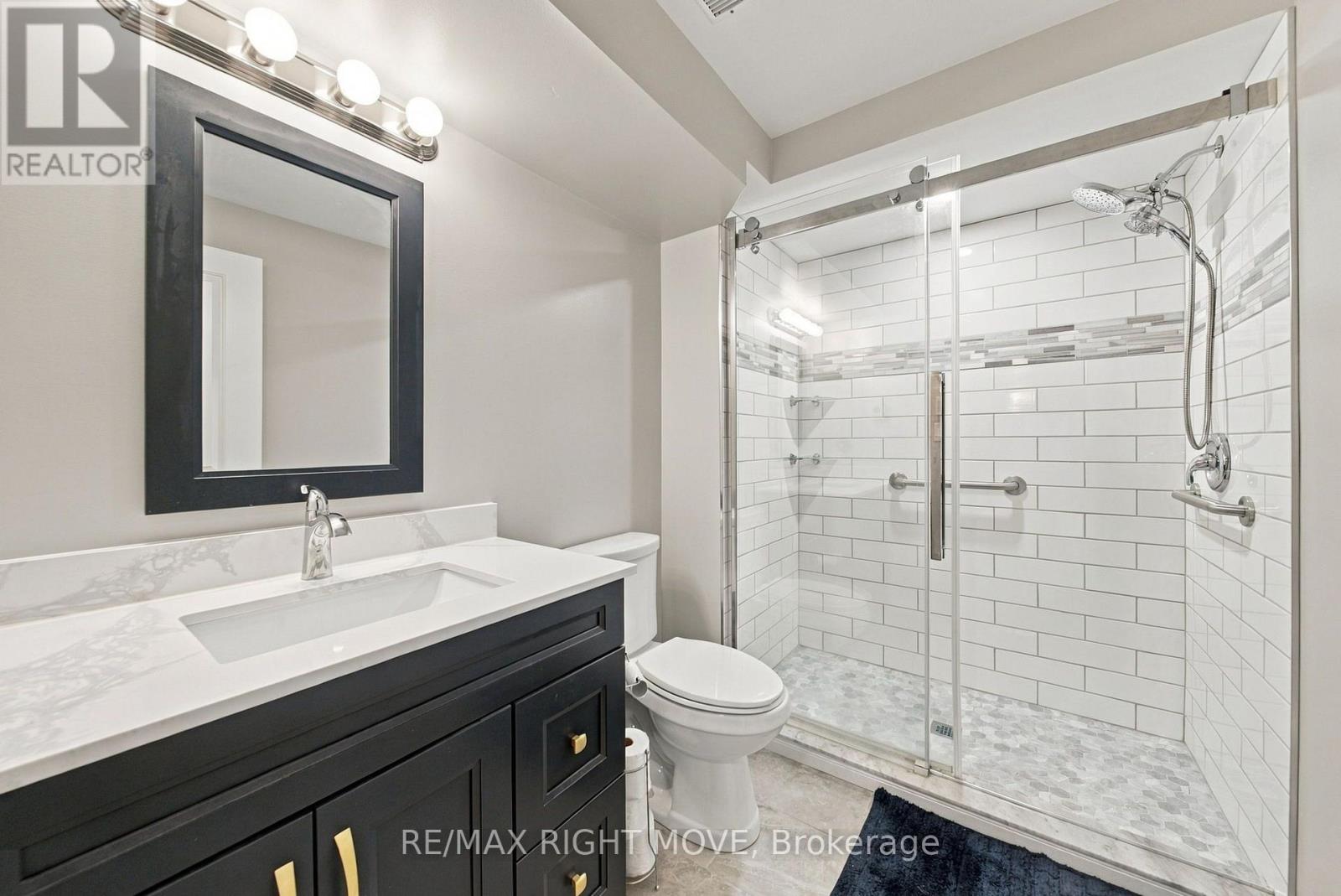 127 ISABELLA DRIVE - 41