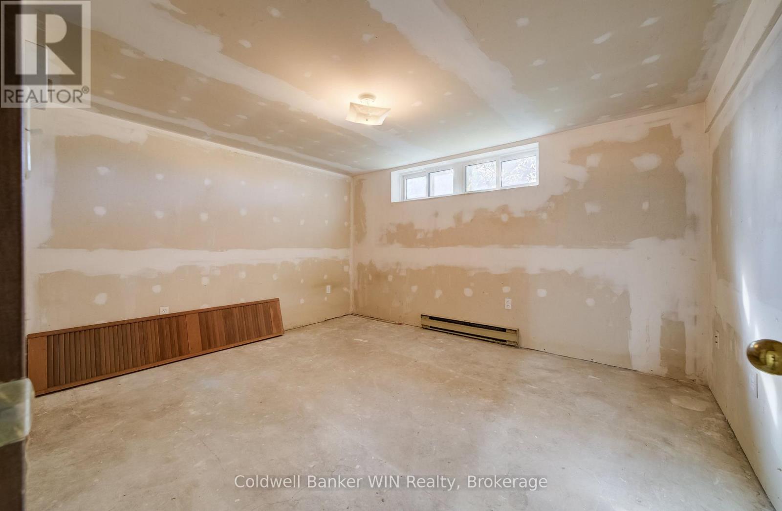 392172 GREY ROAD 109 - Image 28