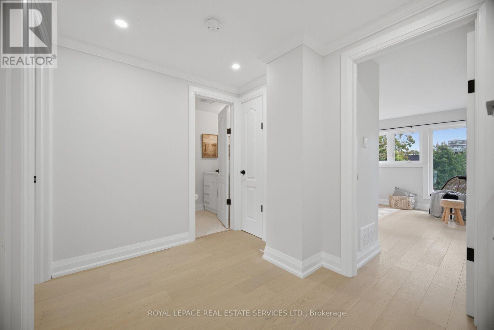 #17 2411 SOVEREIGN STREET - 13