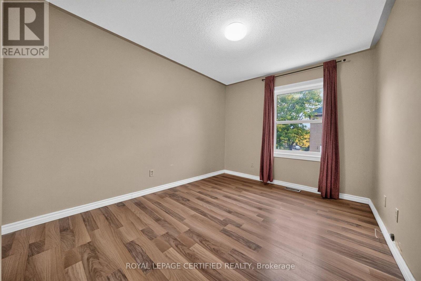 23 PROVINCIAL PLACE - 30