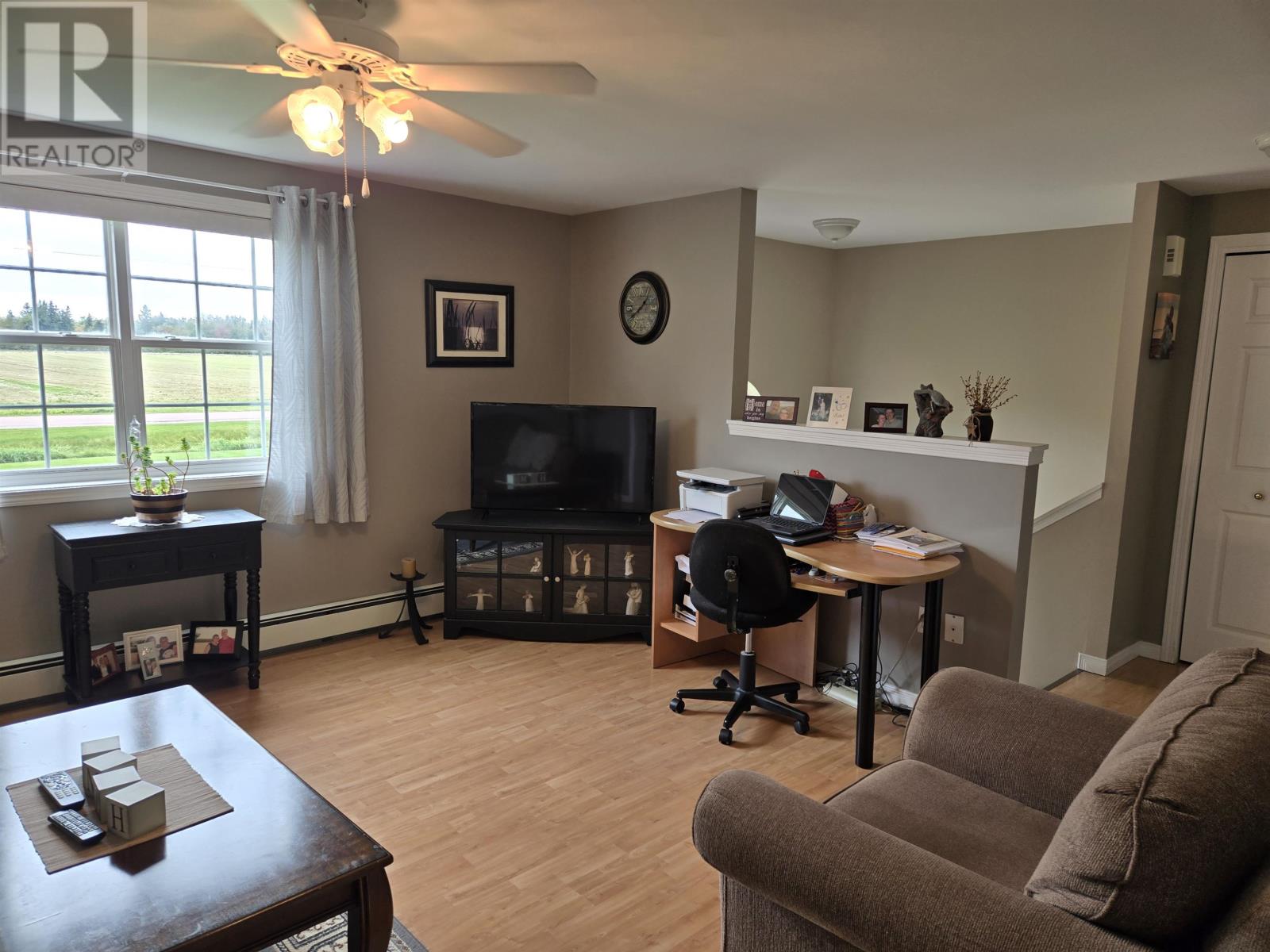 590 Duvar Road - 11