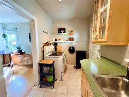 Living room - 599 Wardlaw Avenue, Winnipeg, MB R3L0M3 Photo 6