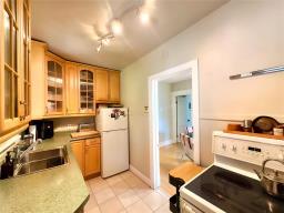 Dining room - 599 Wardlaw Avenue, Winnipeg, MB R3L0M3 Photo 7