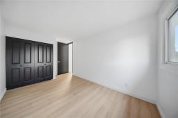 1028 Mcleod Avenue, Winnipeg, MB R2G3G4 Photo 24