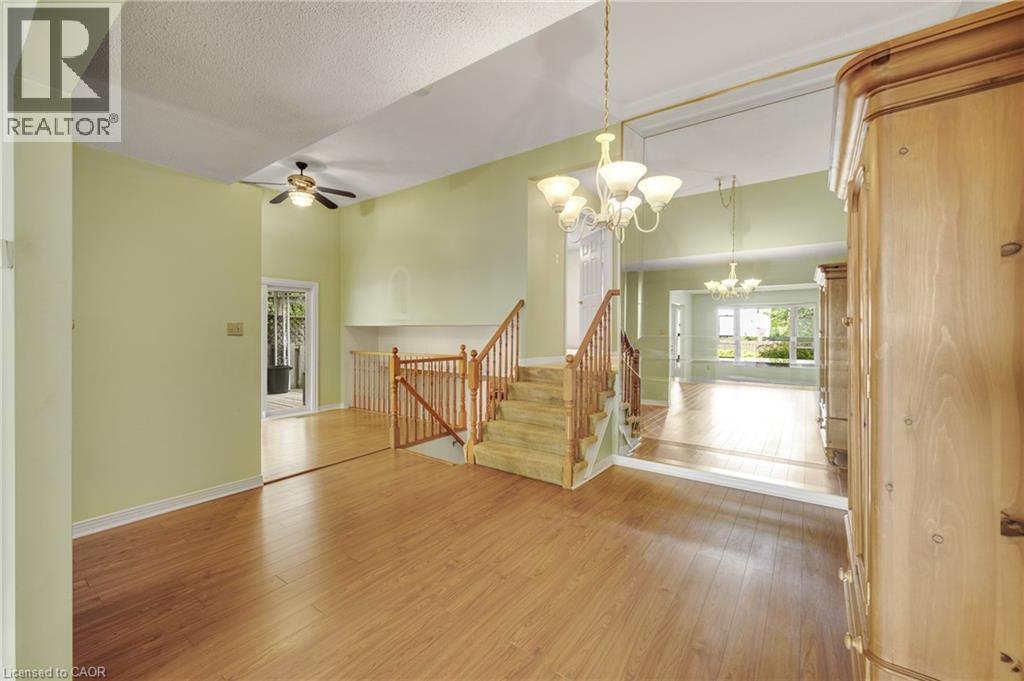 1091 STEPHENSON Drive W - 9