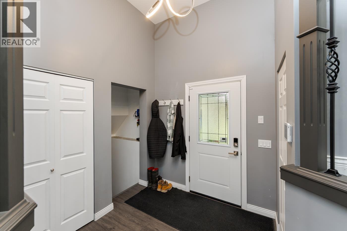 Photo 17 of 40 — 5490 BUCKHORN LAKE ROAD · Prince George, BC