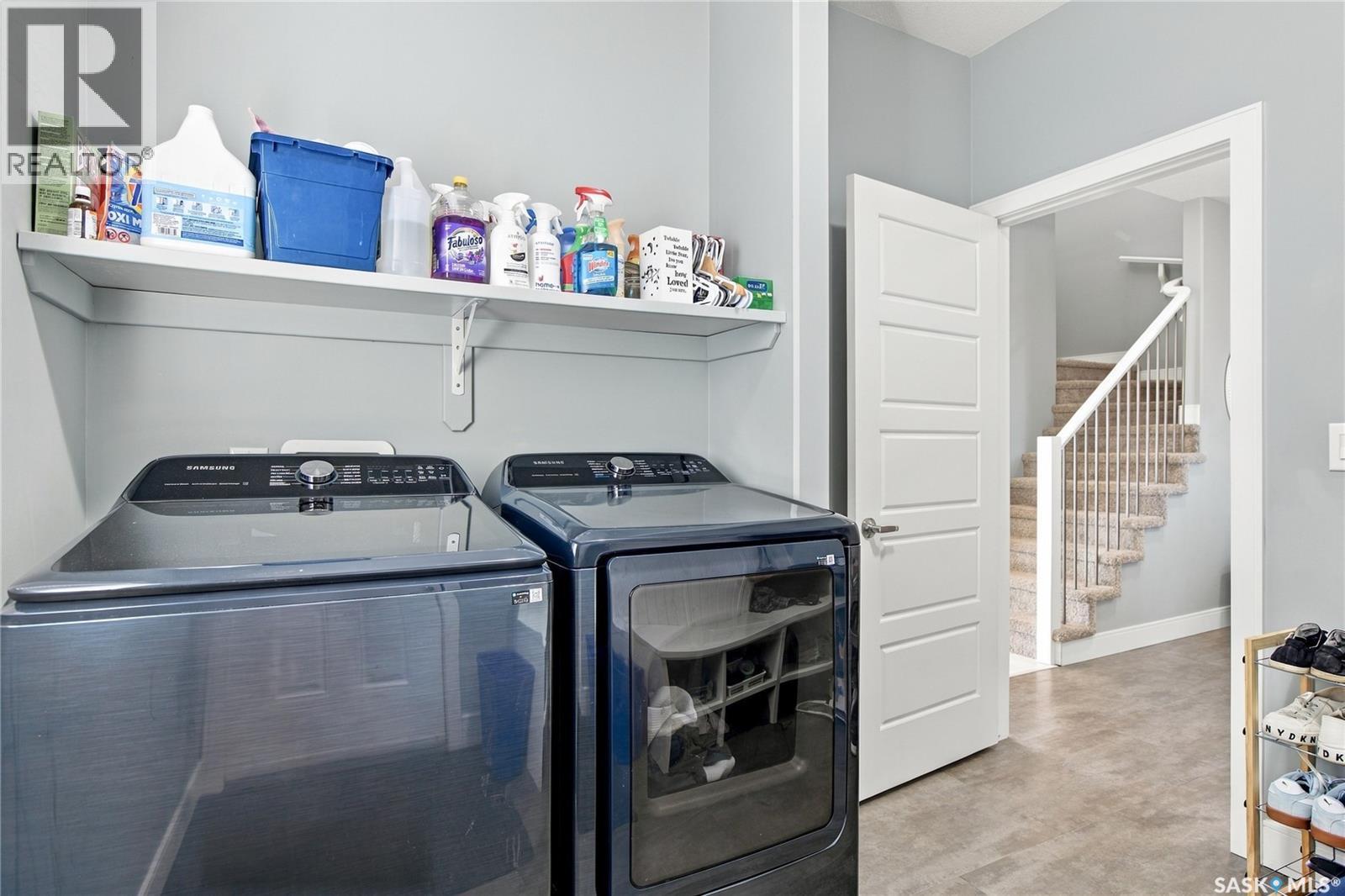 105 Cowan CRESCENT - 6