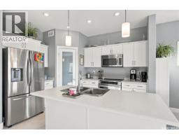 4pc Bathroom - 105 Cowan Crescent, Martensville, SK S0K2T1 Photo 8