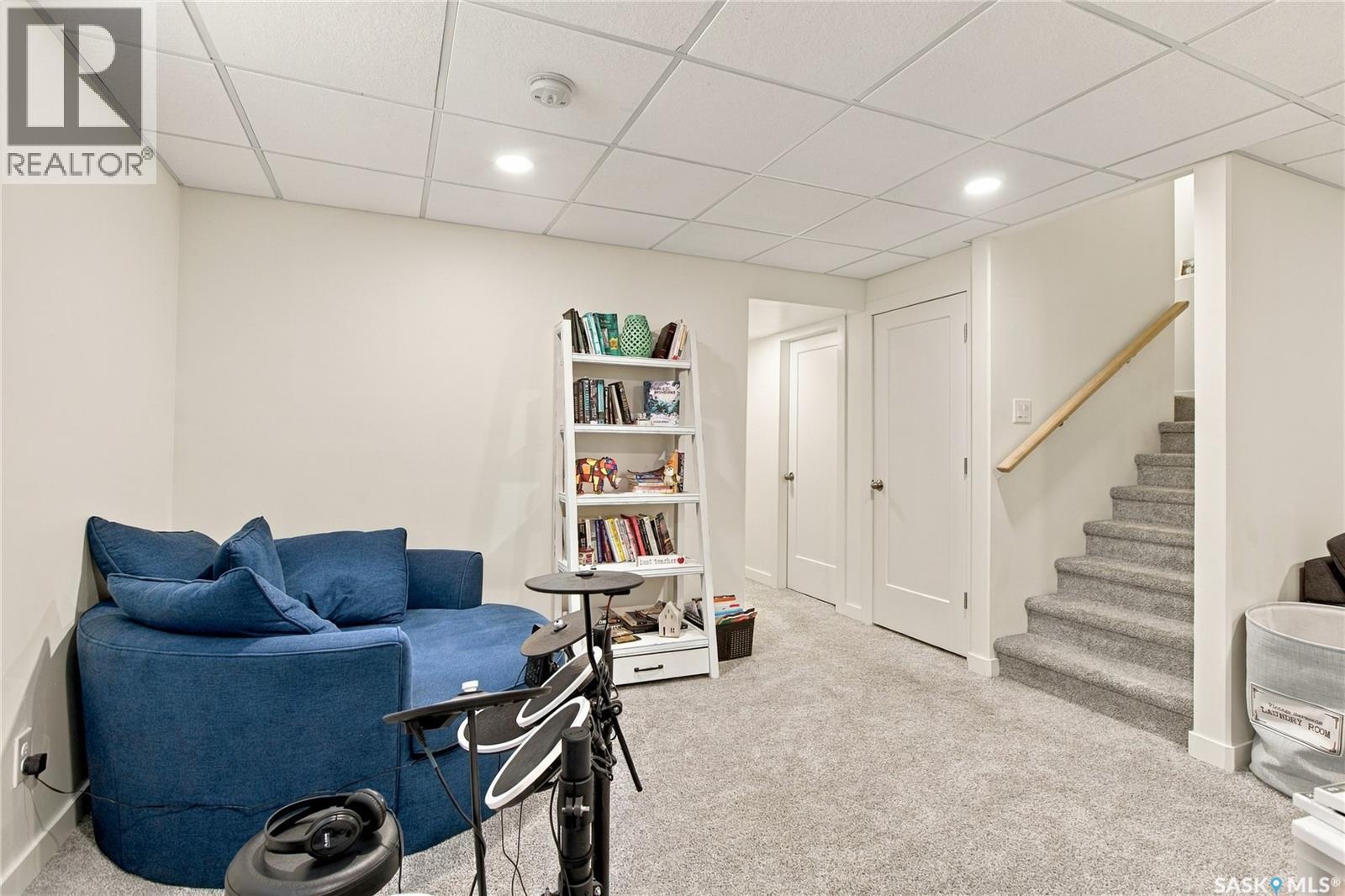 105 Cowan CRESCENT - 28