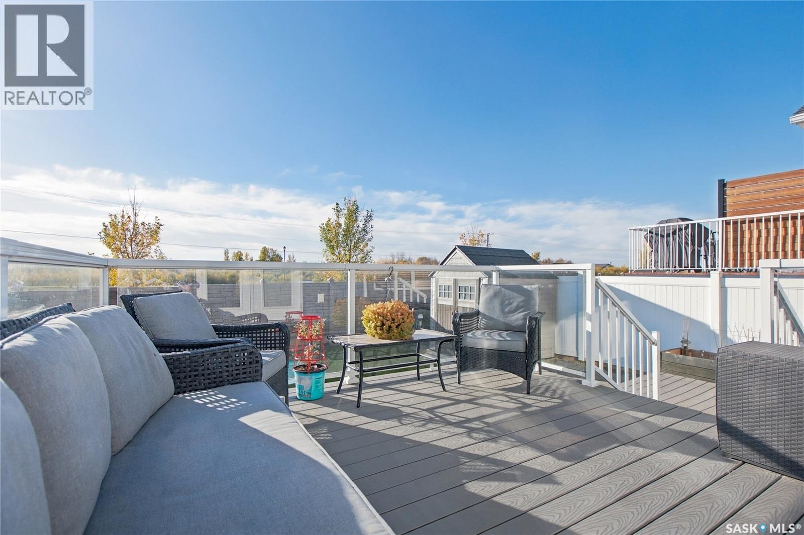 105 Cowan CRESCENT - 35