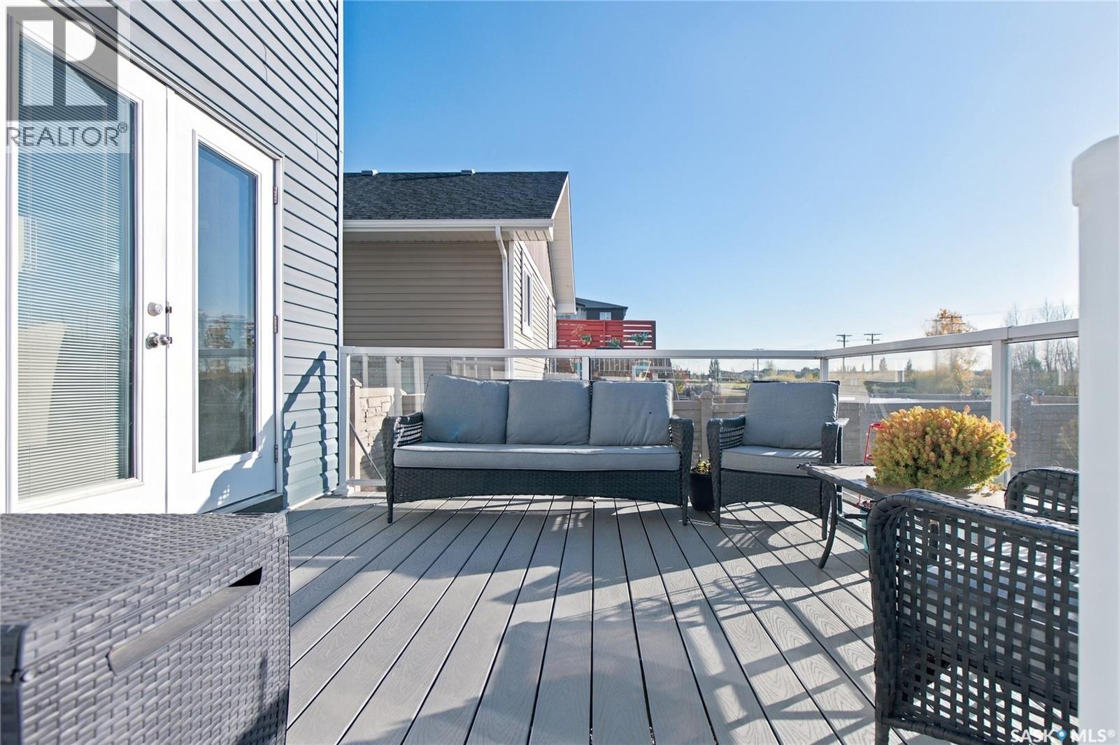 105 Cowan CRESCENT - 34
