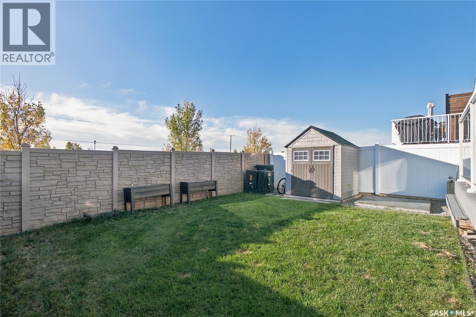 105 Cowan CRESCENT - 37