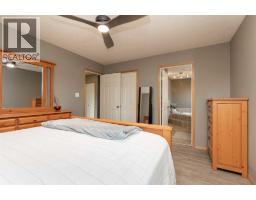 242 Heritage Circle W, Lethbridge, AB T1K7H8 Photo 18