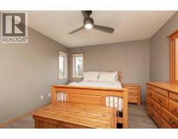 242 Heritage Circle W, Lethbridge, AB T1K7H8 Photo 17
