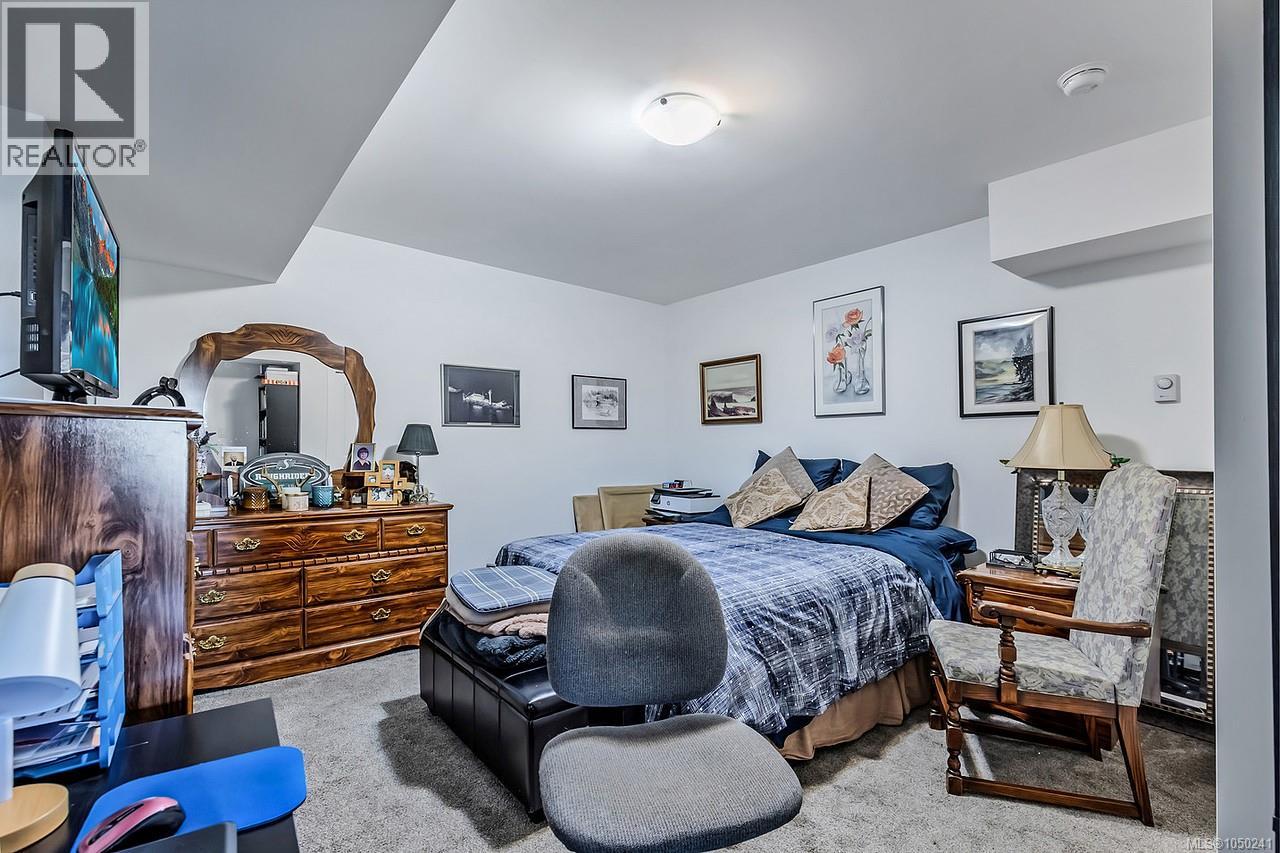 1860 Morello Rd - Image 35