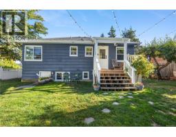 741 Cowper St, Saanich, BC V9A2G1 Photo 42