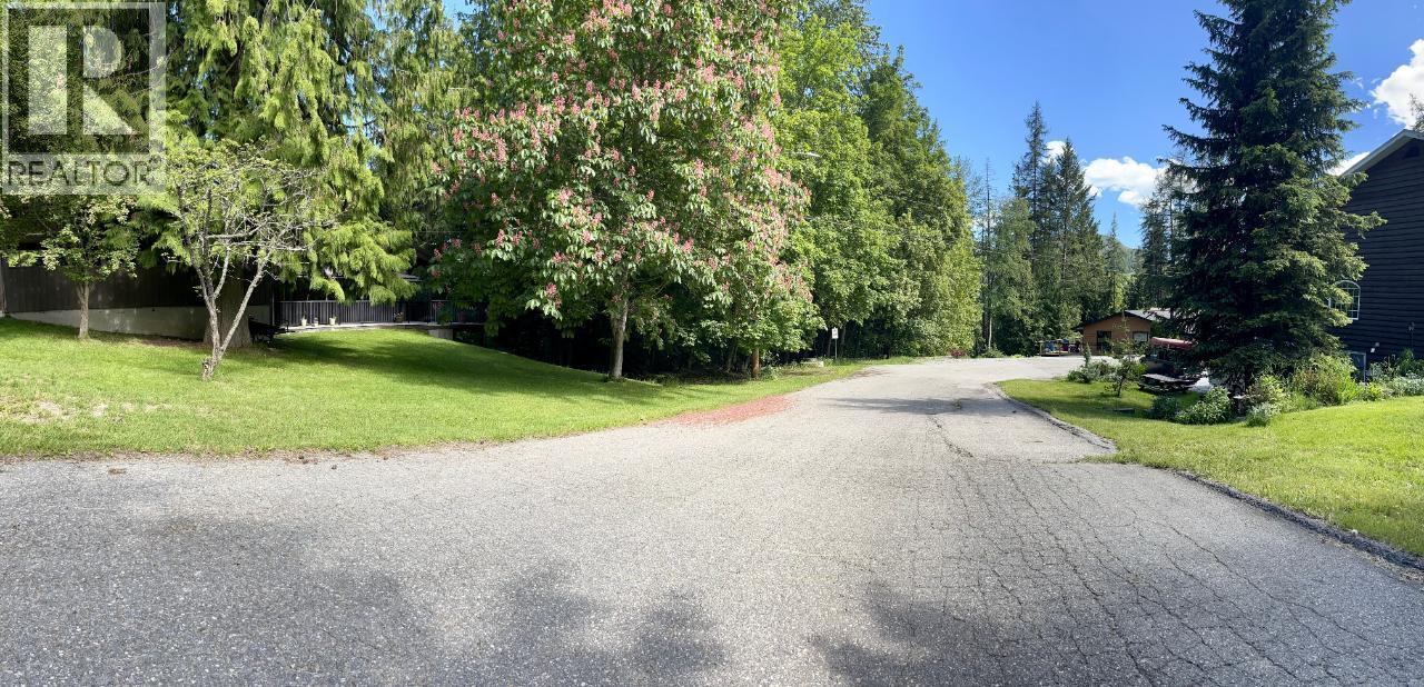 3B Highway Lot# 3, Rossland - Image 1