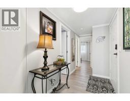 Living room - 311 Stanley Avenue, Okotoks, AB T1S1M4 Photo 8