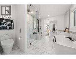 208 Crestmont Drive Sw, Calgary, AB T3B1G8 Photo 22